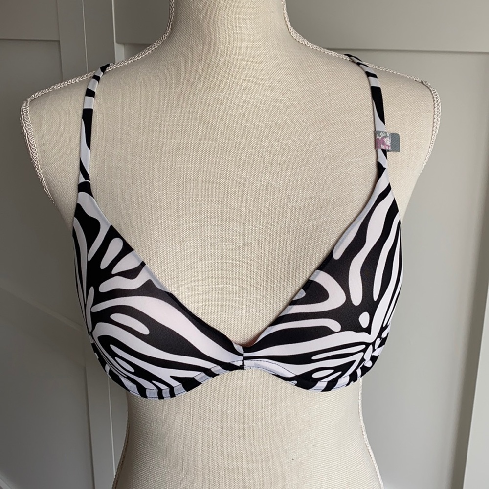 Lola Coco x La SENZA - Sexy Zebra Plunge Bra, 36B